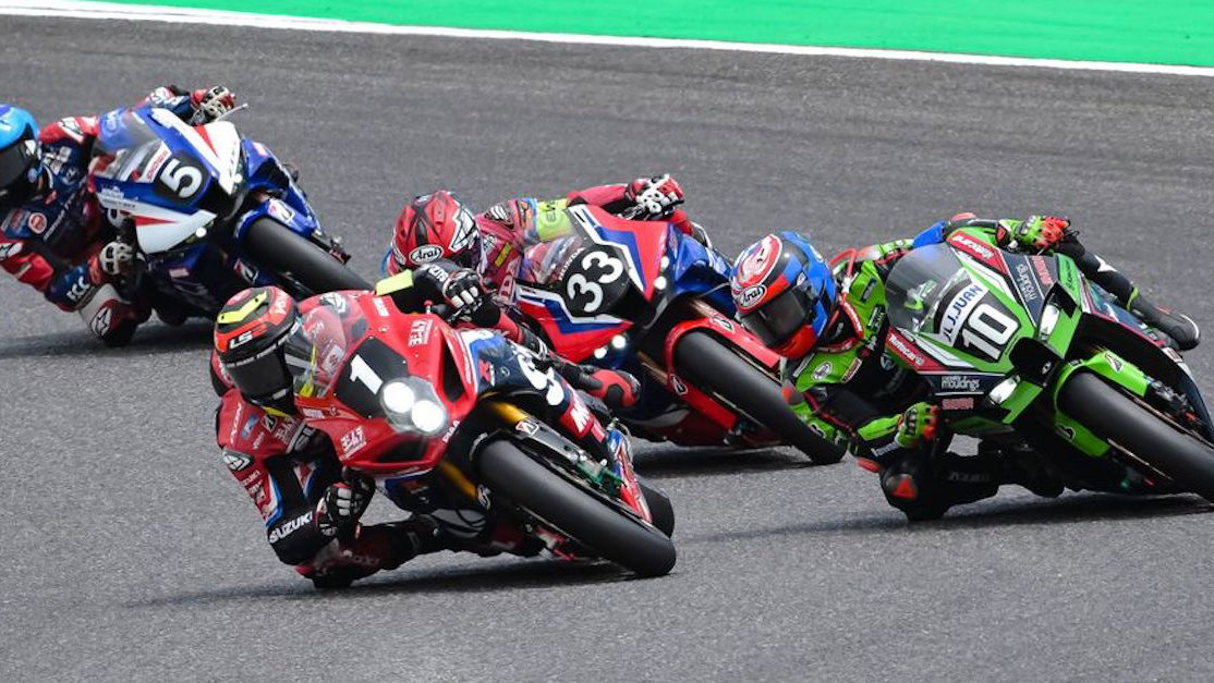 Start of the Suzuka 8 Hours