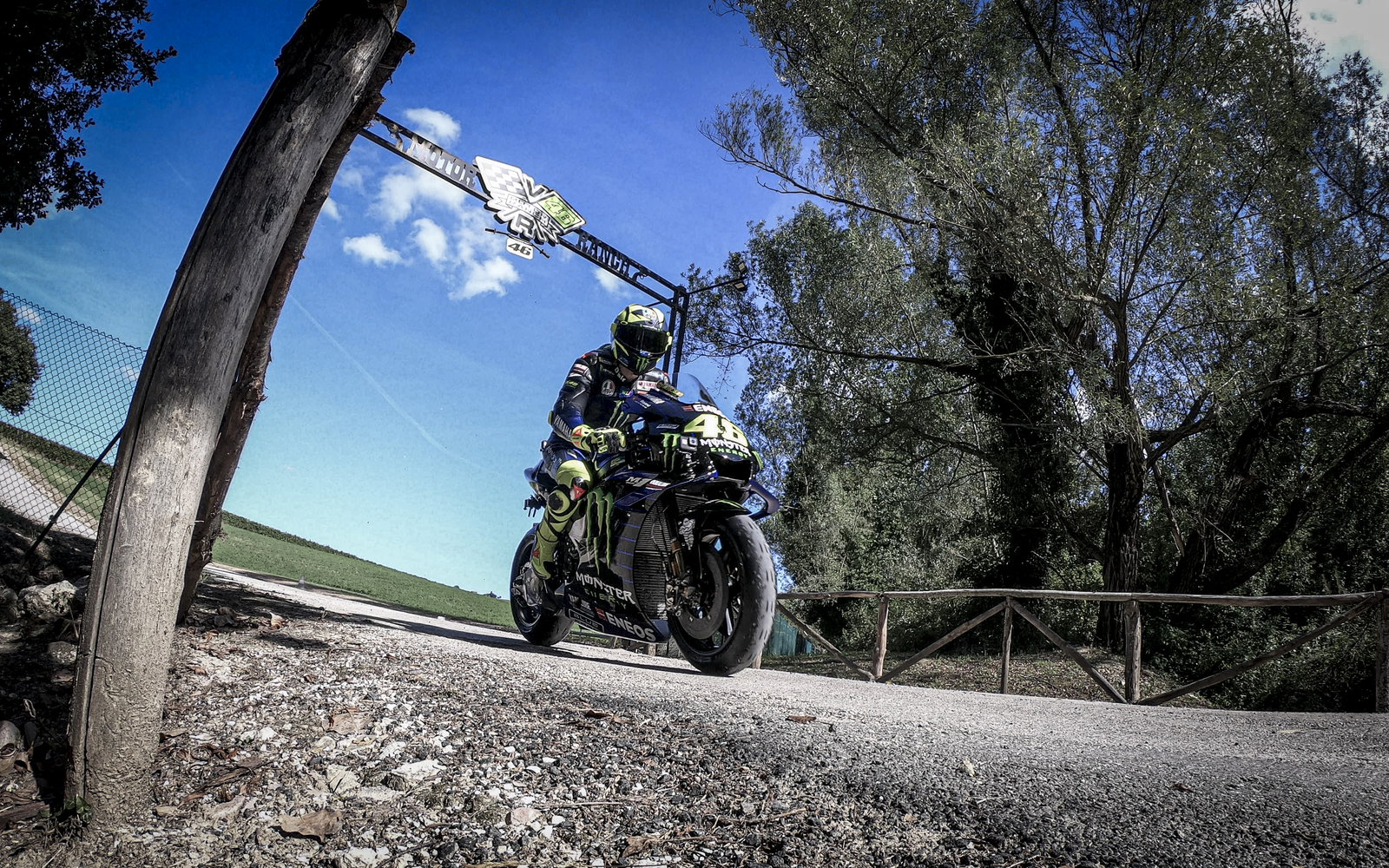 Valentino Rossi rides MotoGP bike from Tavullia to Misano!