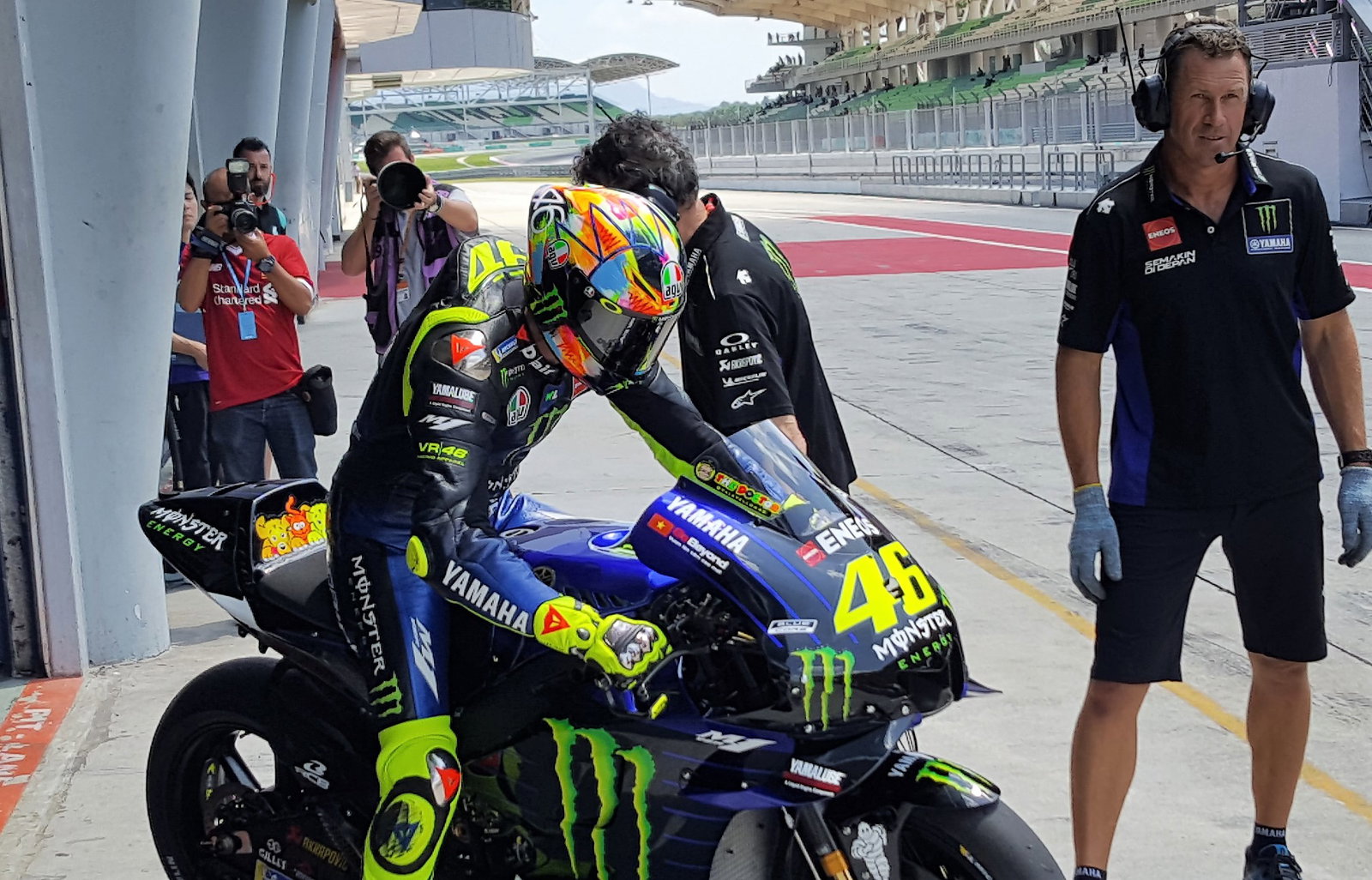 PICS: Valentino Rossi's 2019 Sepang test helmet