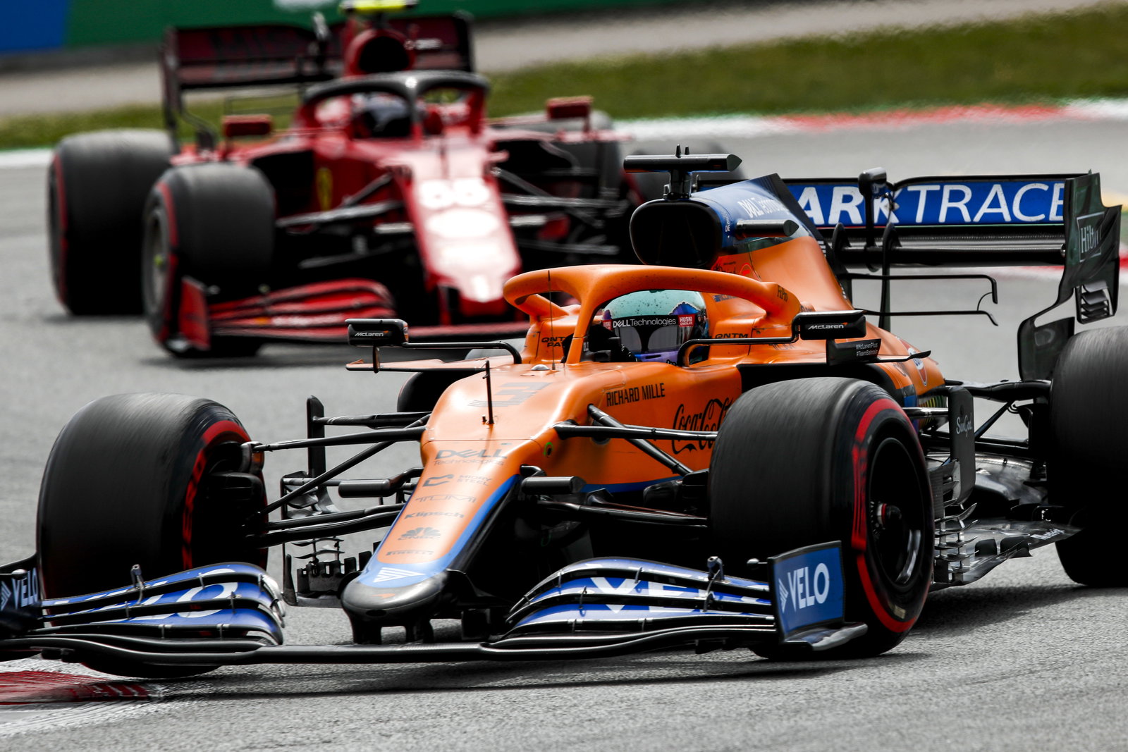 Pertahankan P3 Klasemen, McLaren Lanjutkan Pengembangan MCL35M