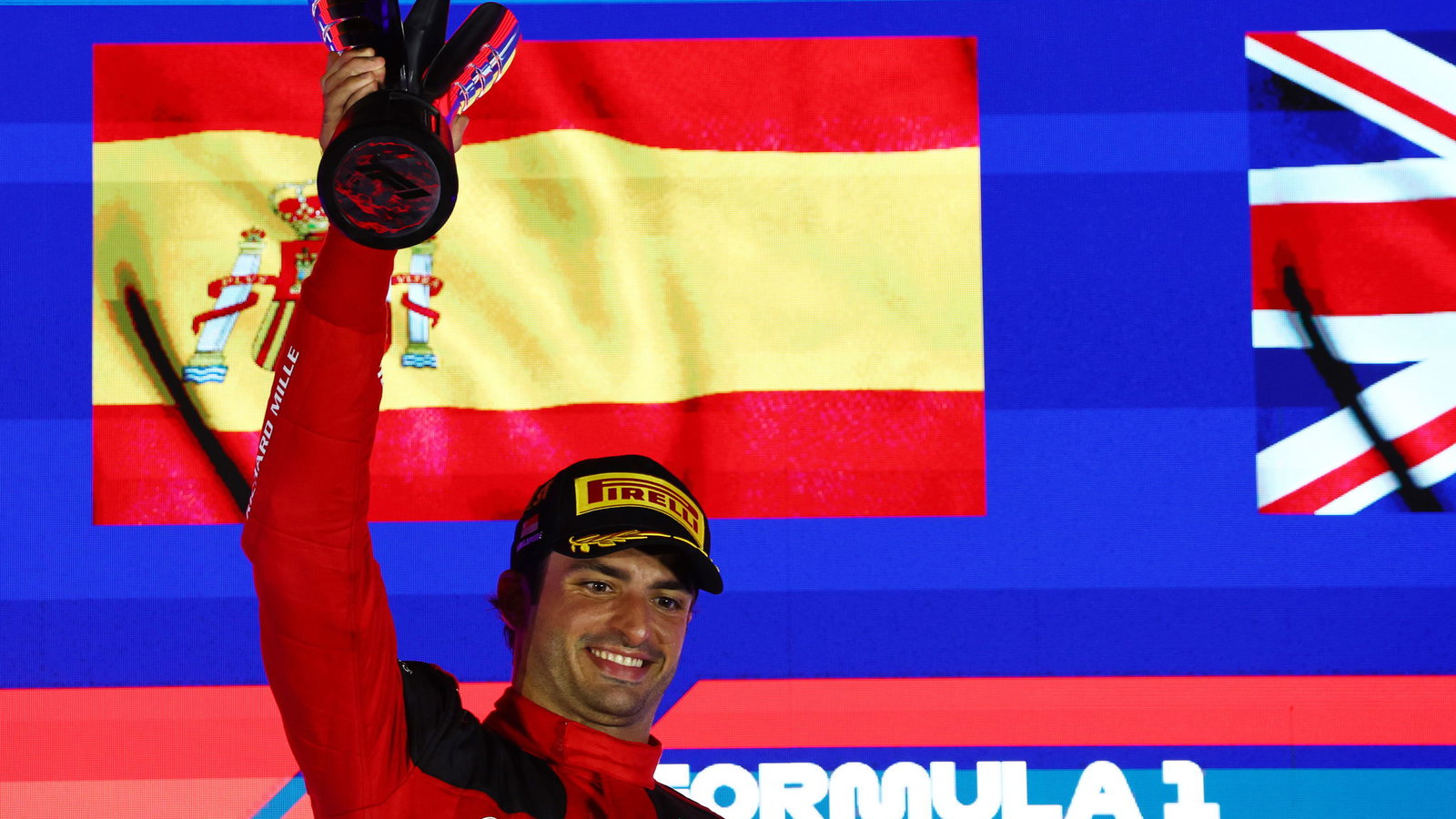 Carlos Sainz celebrates his win at the 2023 Singapore Grand Prix