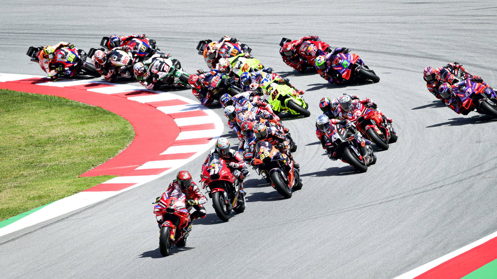2024 Catalan MotoGP Sprint race start