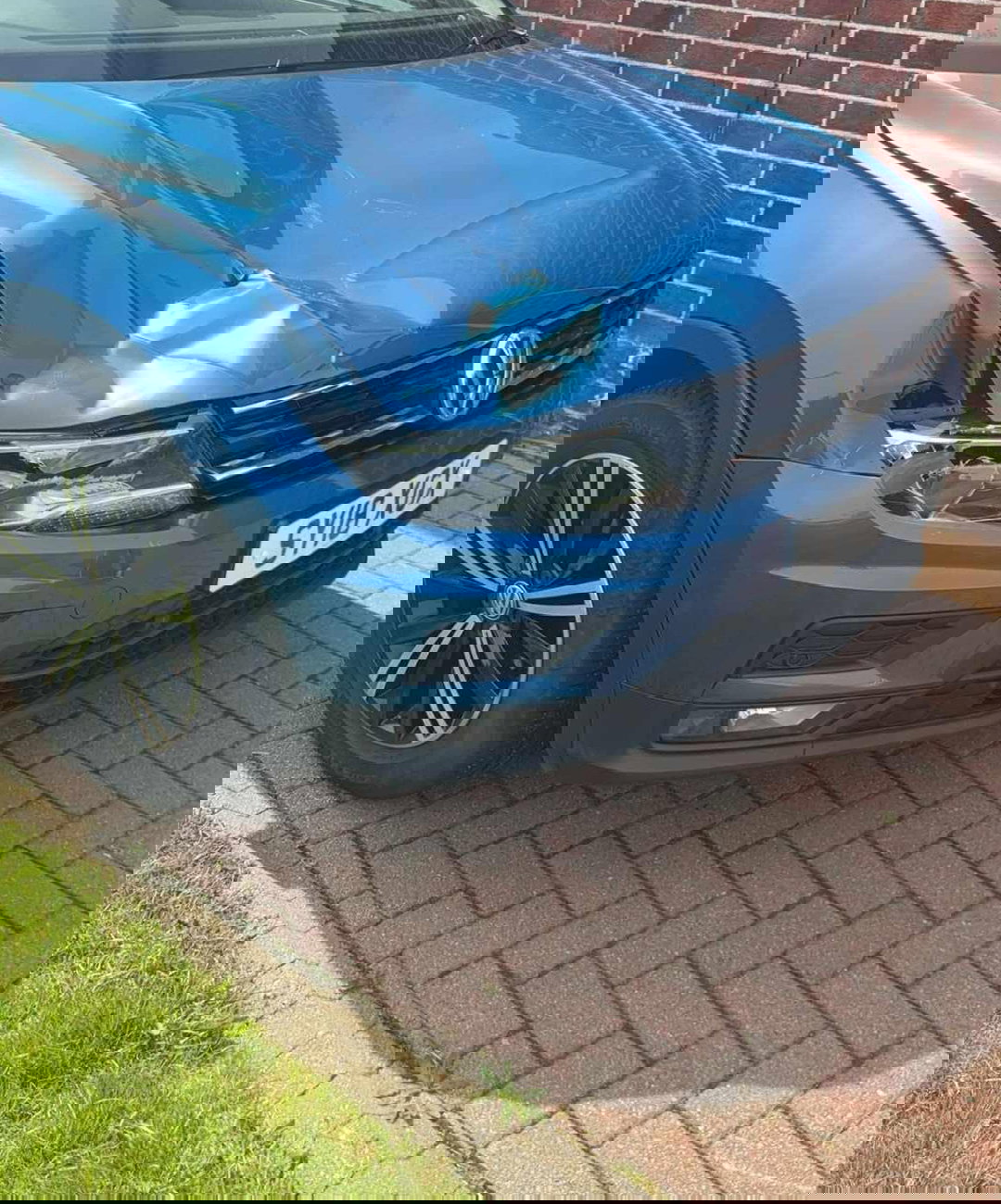 The car that Paul Cassidy landed on.