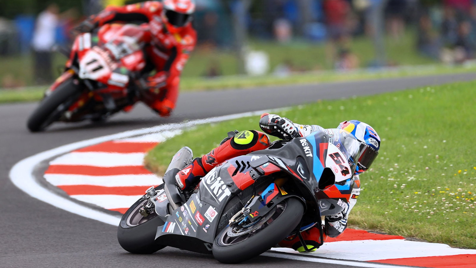 Toprak Razgatlioglu leads Nicolo Bulega, 2024 Donington Park WorldSBK