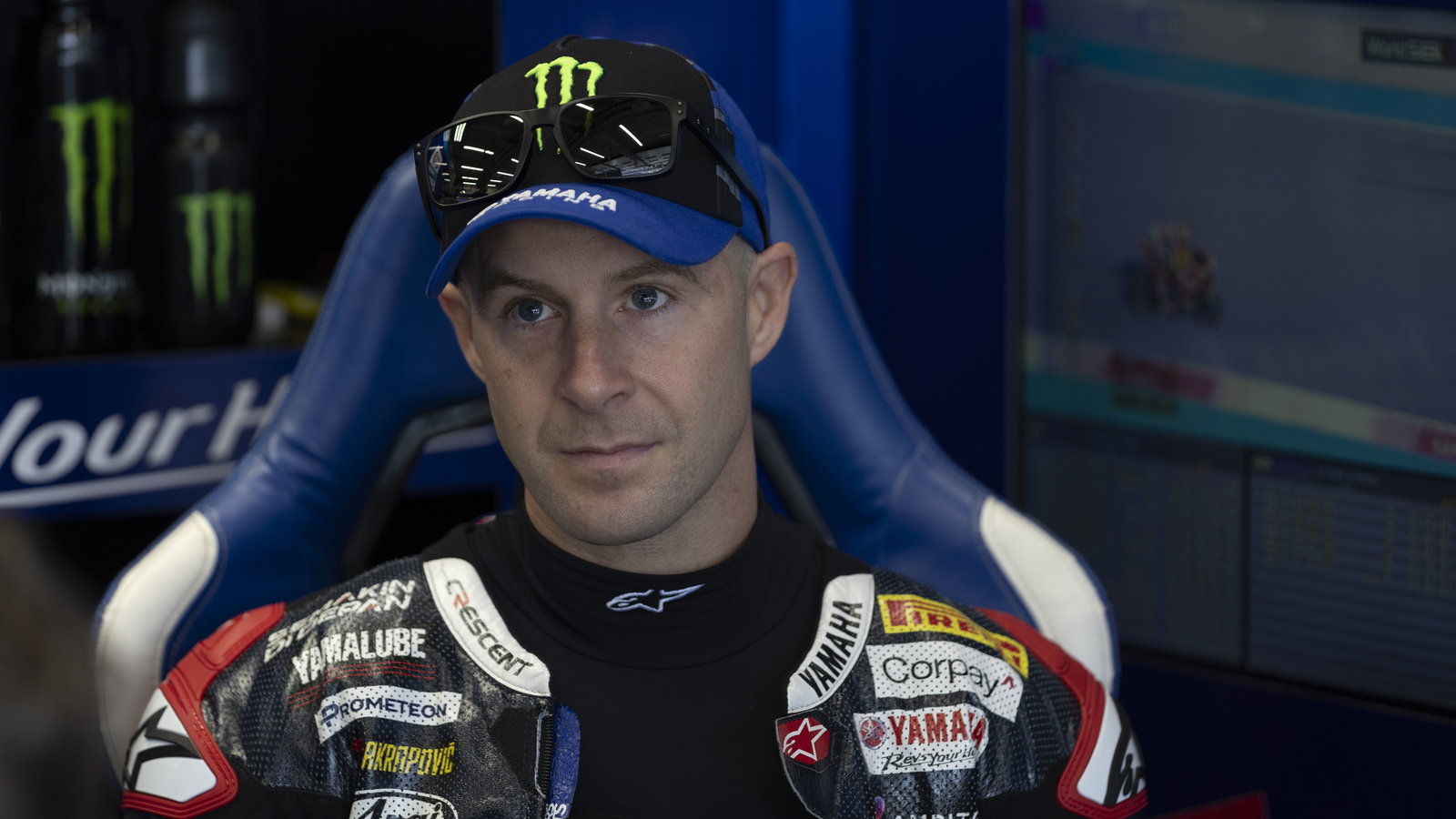 Jonathan Rea, 2024 French WorldSBK, pit box. Credit: Gold and Goose.