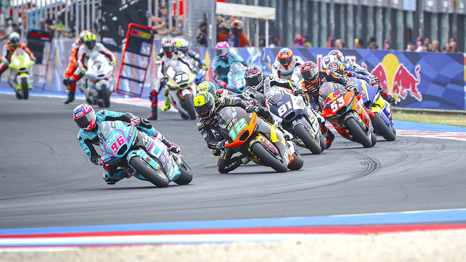 Start of the 2024 San Marino Moto2 round [Gold & Goose]