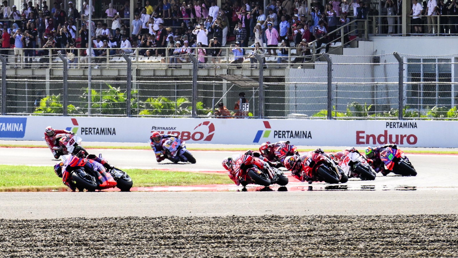 Jorge Martin leads, 2024 Indonesian MotoGP