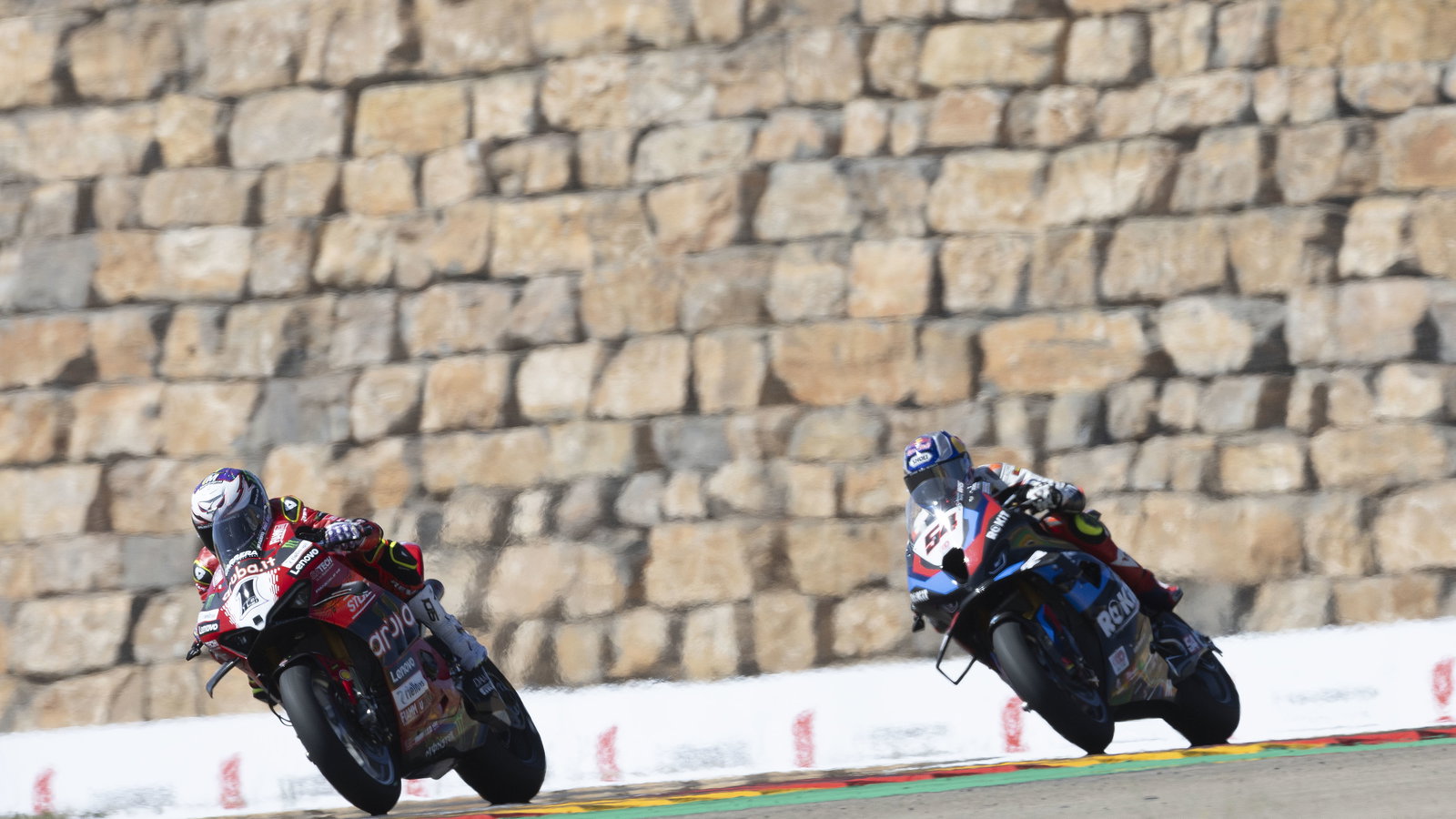 Alvaro Bautista leads Toprak Razgatlioglu, 2024 Aragon WorldSBK. Credit: Gold and Goose.