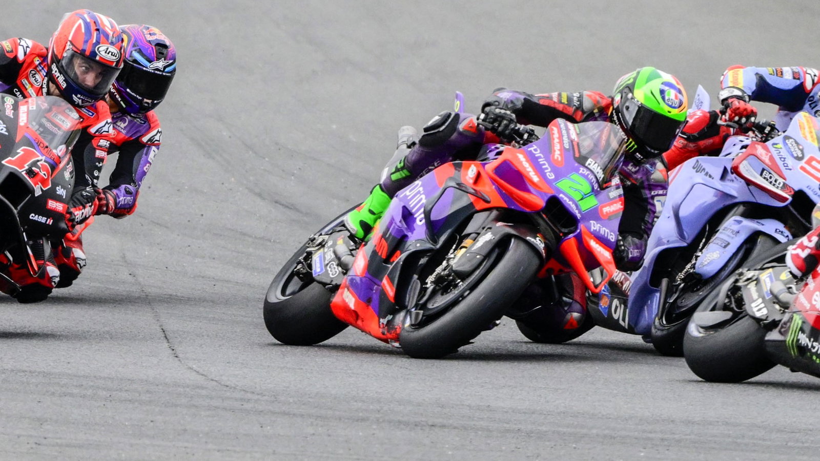 Marc Marquez overtakes Franco Morbidelli, 2024 Japanese MotoGP