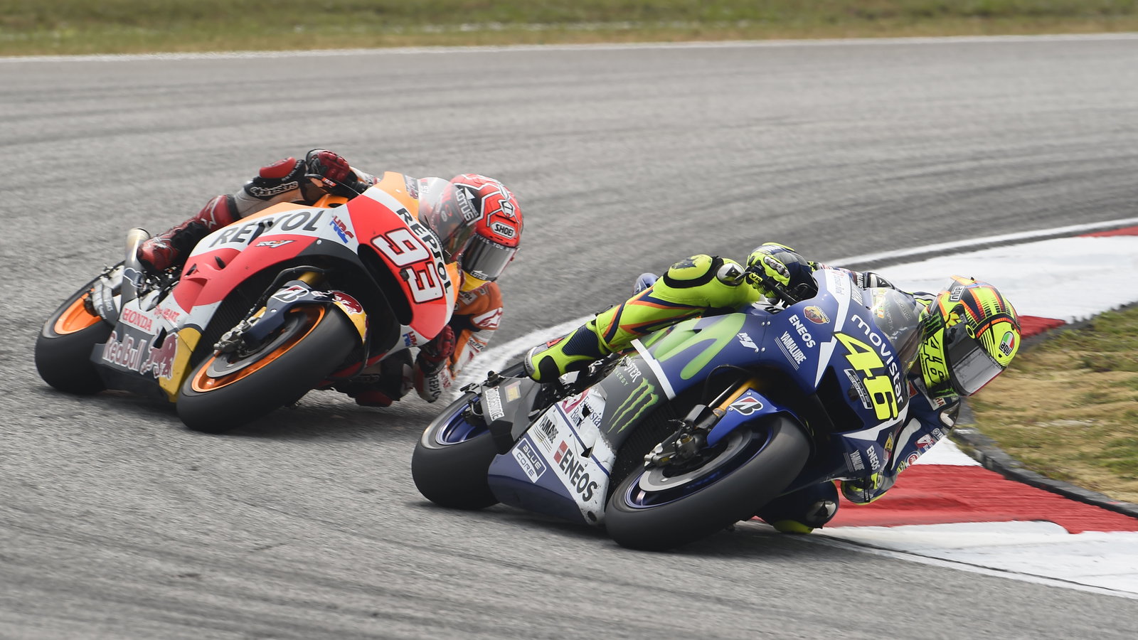 Valentino Rossi, Marc Marquez, 2015 MotoGP Malaysian Grand Prix. Credit: Gold and Goose.