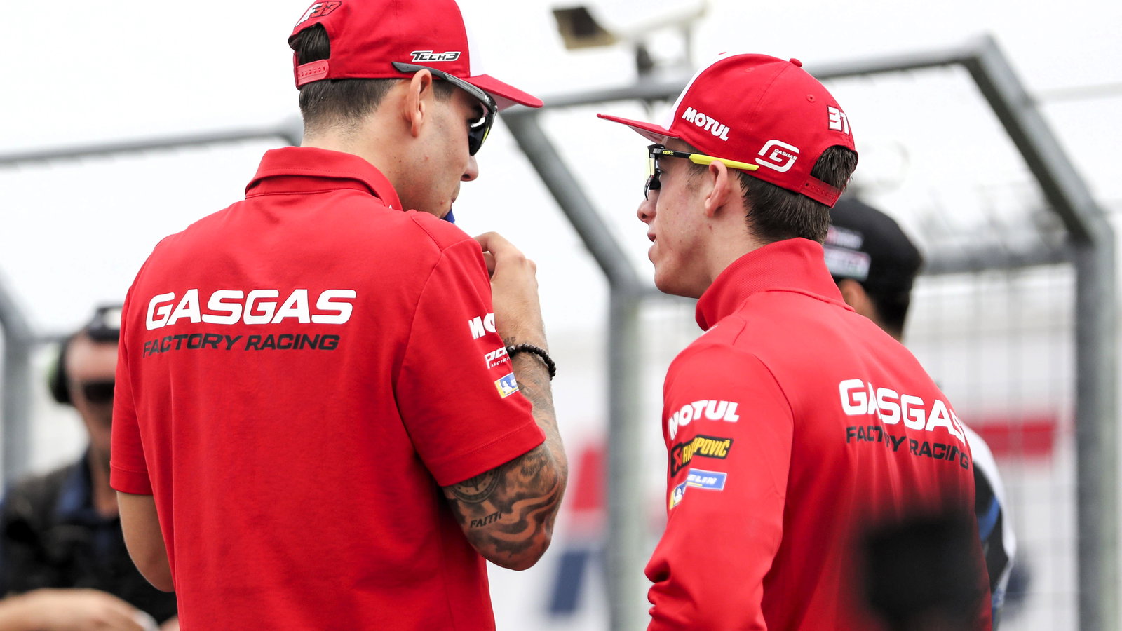 Pedro Acosta, Augusto Fernandez