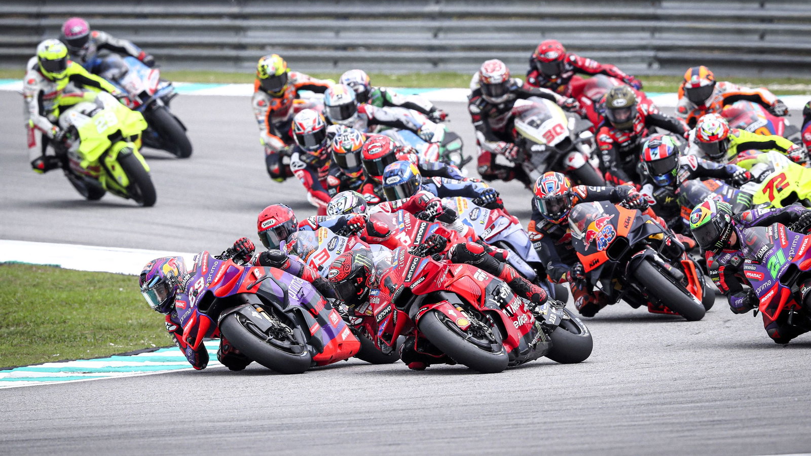 Jorge Martin, Francesco Bagnaia lead 2024 Malaysian MotoGP Sprint