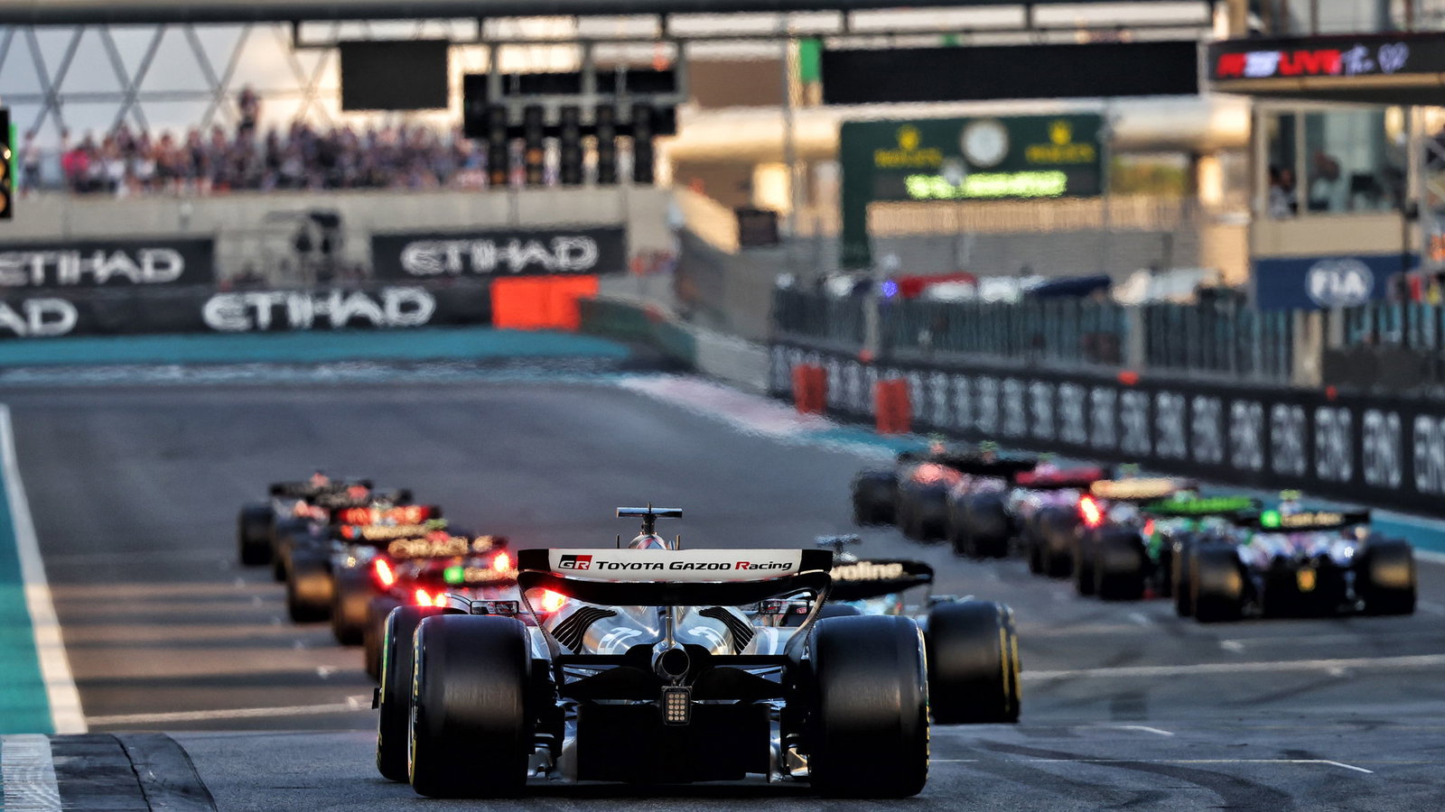 The start of Abu Dhabi 