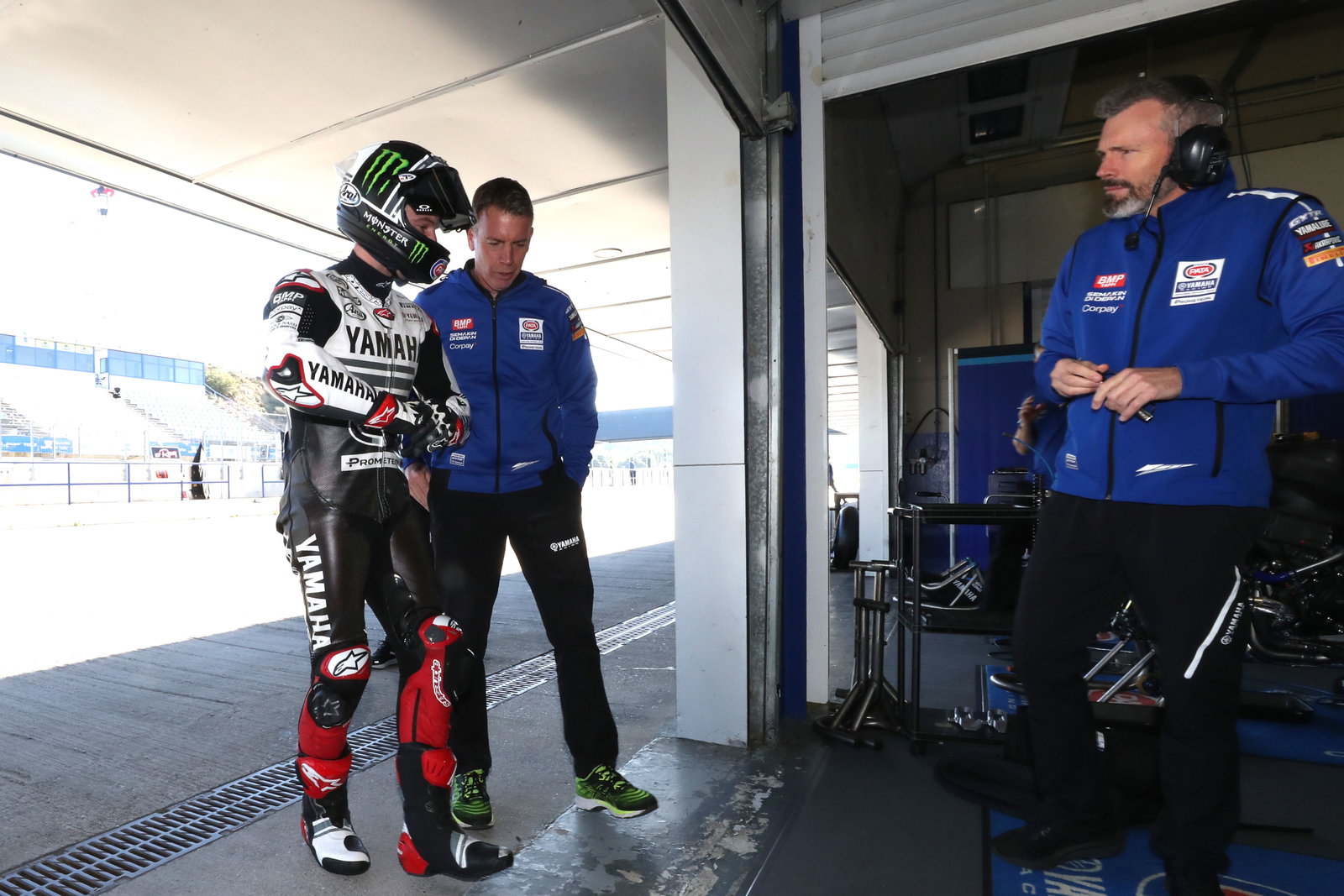 Jonathan Rea, Paul Denning, 2024 WorldSBK Jerez Test. Credit: Gold and Goose.