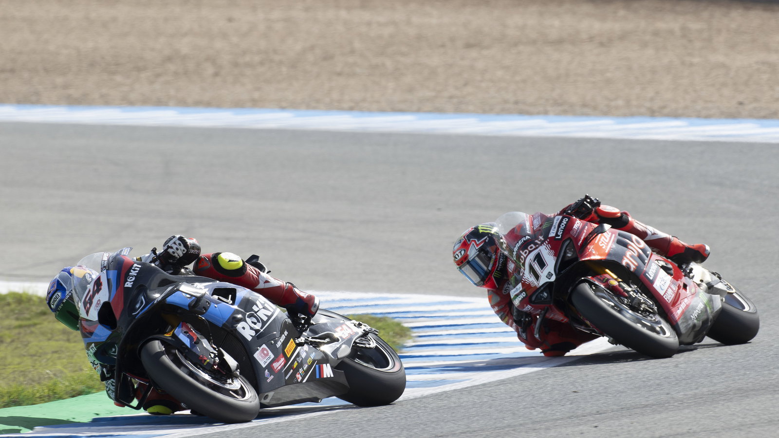 Toprak Razgatlioglu, Nicolo Bulega, 2024 Spanish WorldSBK. Credit: Gold and Goose.