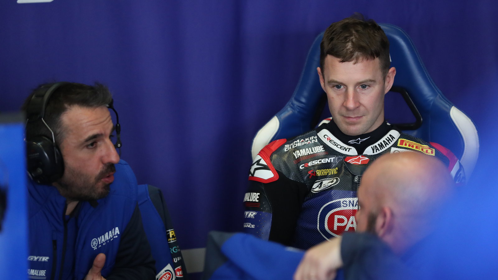 Jonathan Rea, 2025 Jerez WorldSBK Test, pit box. Credit: Gold and Goose.