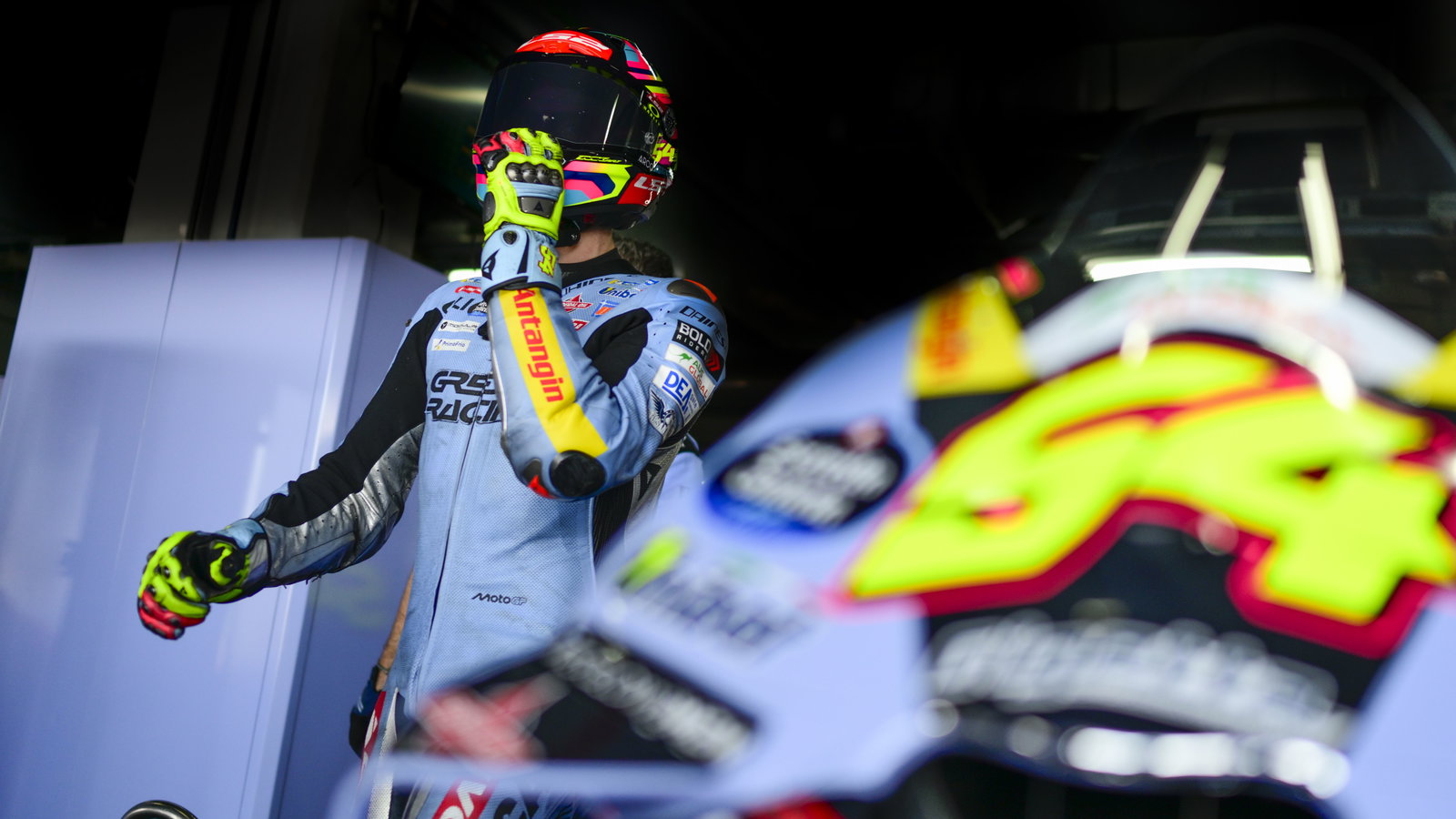 Fermin Aldeguer, 2025 MotoGP Buriram Test, pit box. Credit: Gold and Goose.