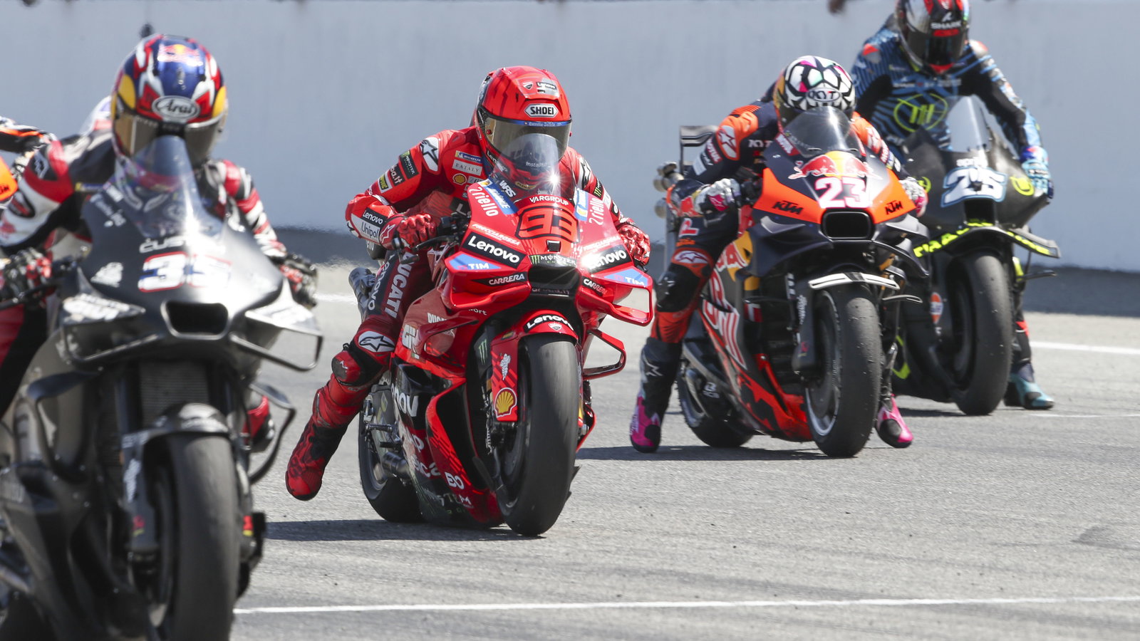 Somkiat Chantra, Marc Marquez, Enea Bastianini, Raul Fernandez, 2025 MotoGP Buriram Test, practice starts. Credit: Gold and Goose.