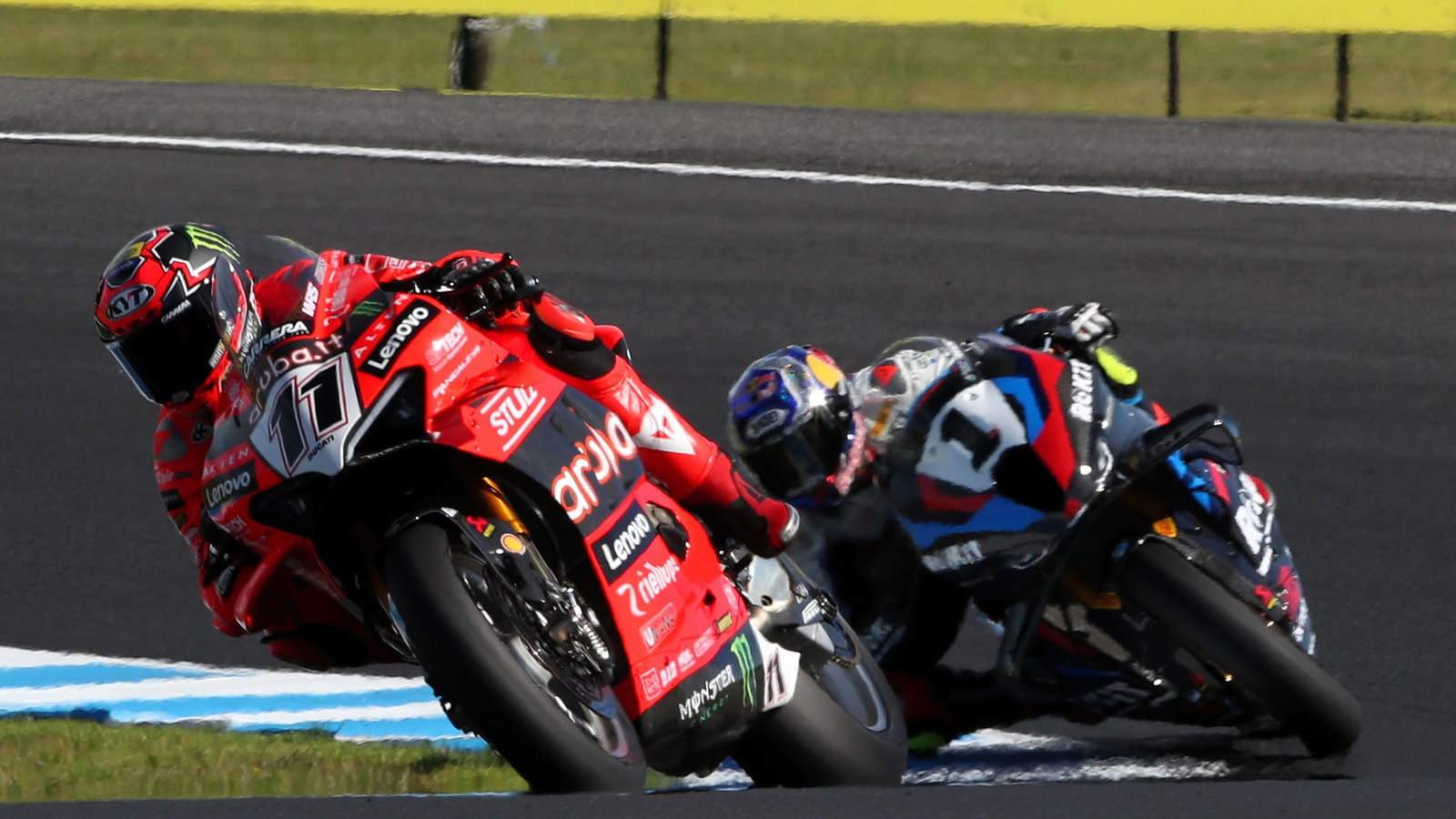 Nicolo Bulega, Toprak Razgatlioglu, 2025 Phillip Island WorldSBK Test
