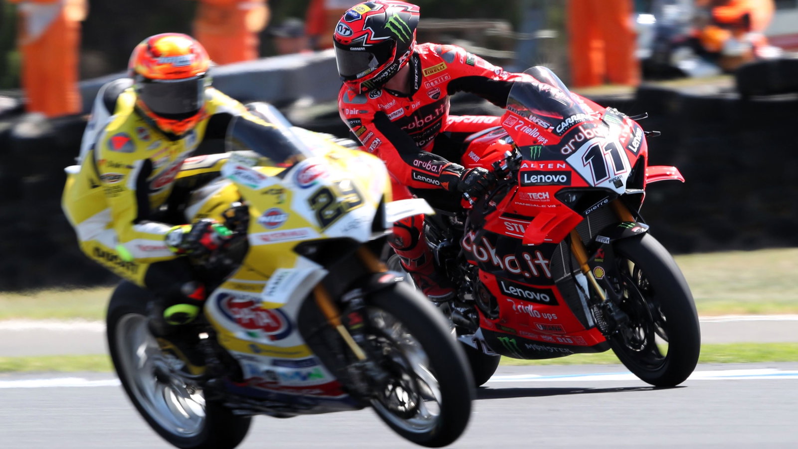 Iannone, Bulega, 2025 Phillip Island WorldSBK