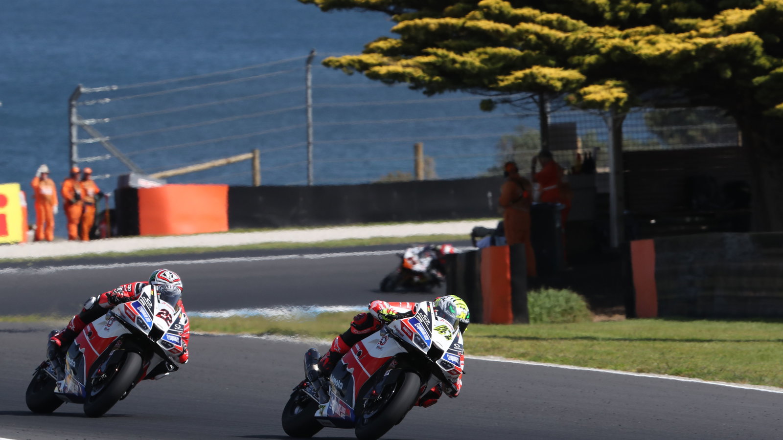 Axel Bassani, Alex Lowes, 2025 Australian WorldSBK. Credit: Gold and Goose.