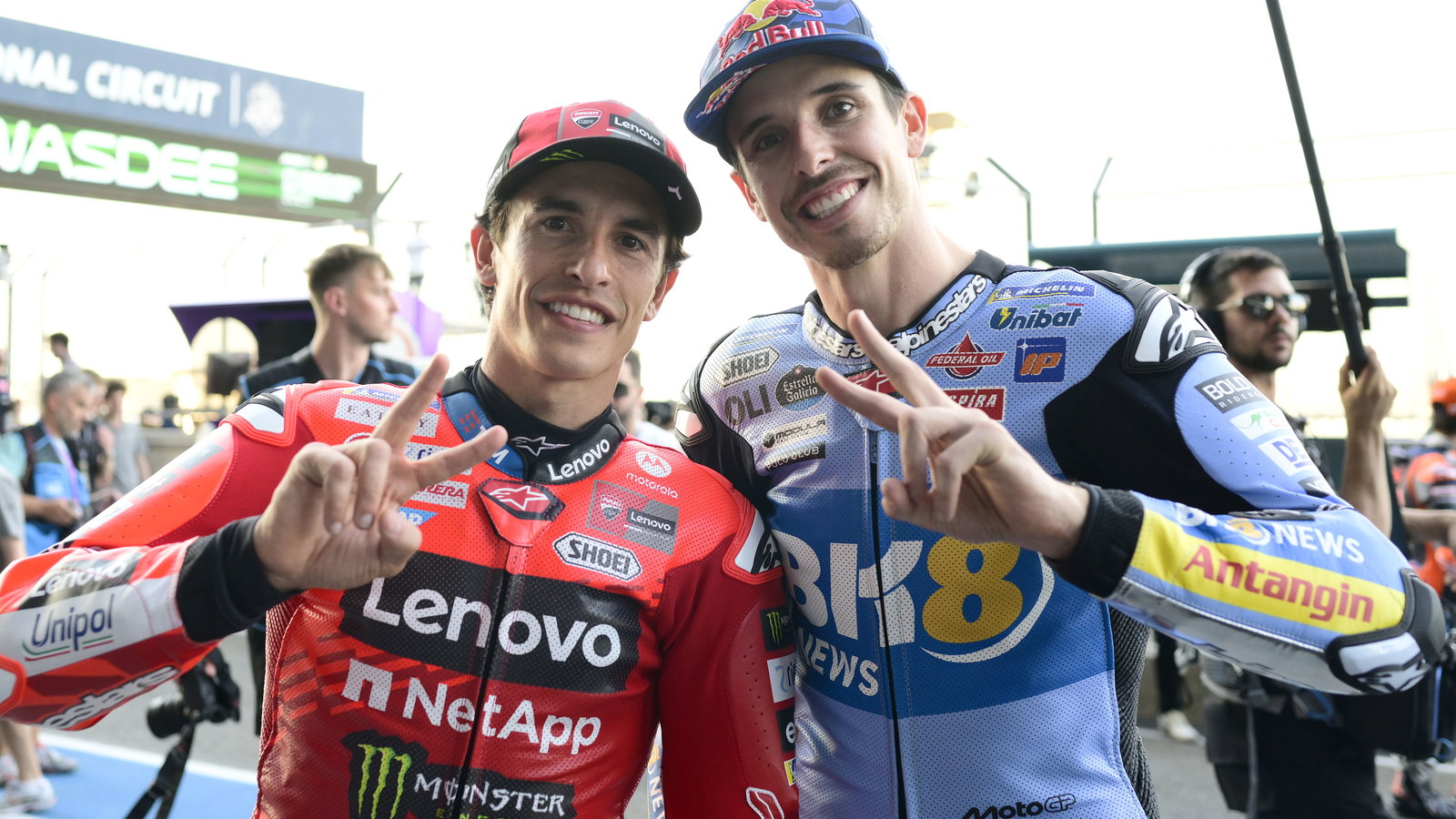 Marc Marquez, Alex Marquez, 2025 MotoGP Thai Grand Prix, media. Credit: gold and Goose.