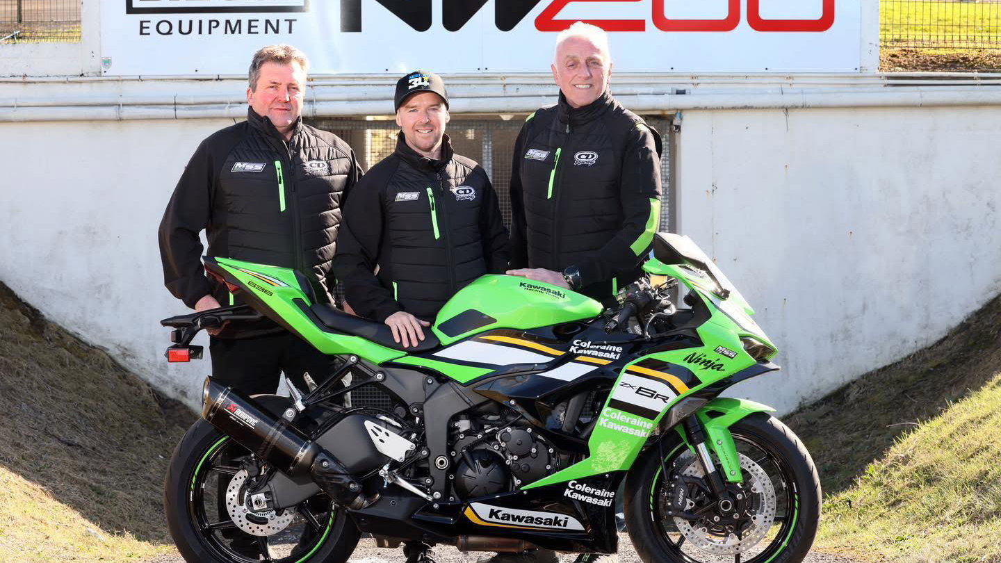 Alastair Seeley with CD Racing by MSS Performance Kawasaki. Credit: Facebook/Kawasaki Team Green.