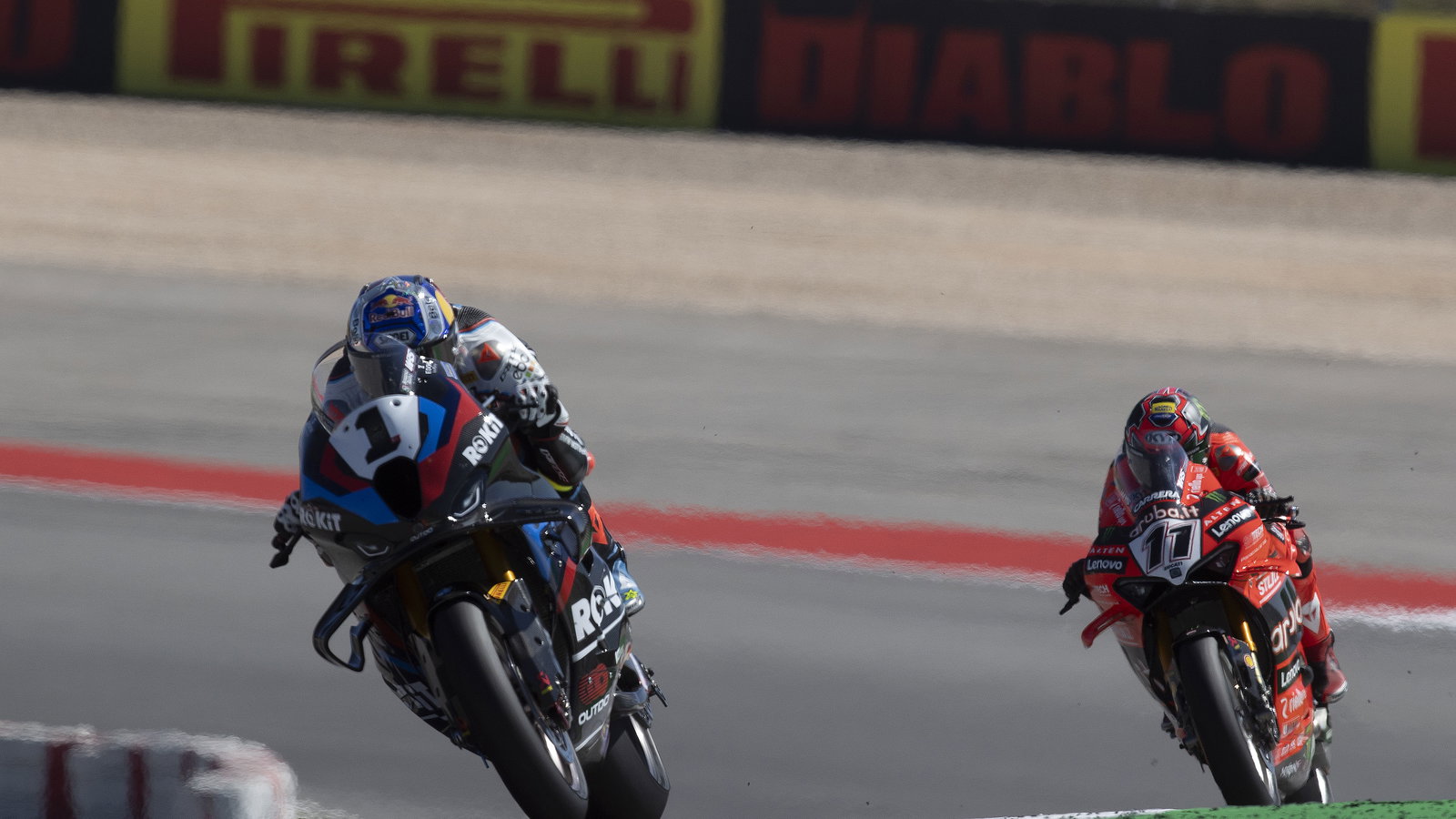 Toprak Razgatlioglu, Nicolo Bulega, 2025 Portuguese WorldSBK. Credit: Gold and Goose.