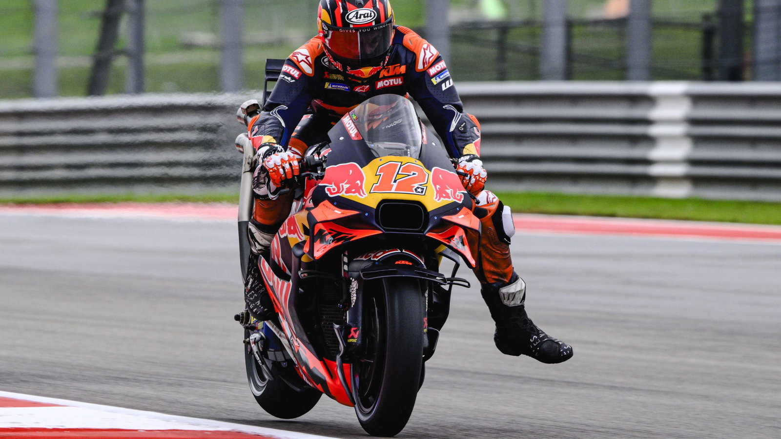 Maverick Vinales, braking, 2025 Americas MotoGP