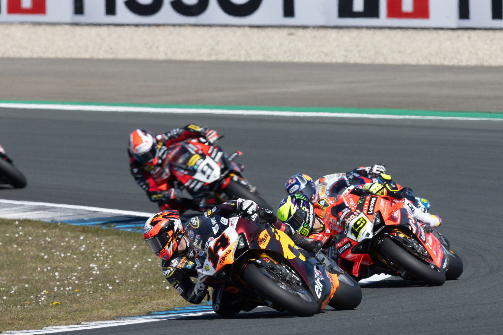 Sam Lowes, Alvaro Bautista, 2025 Dutch WorldSBK. Credit: Gold and Goose.