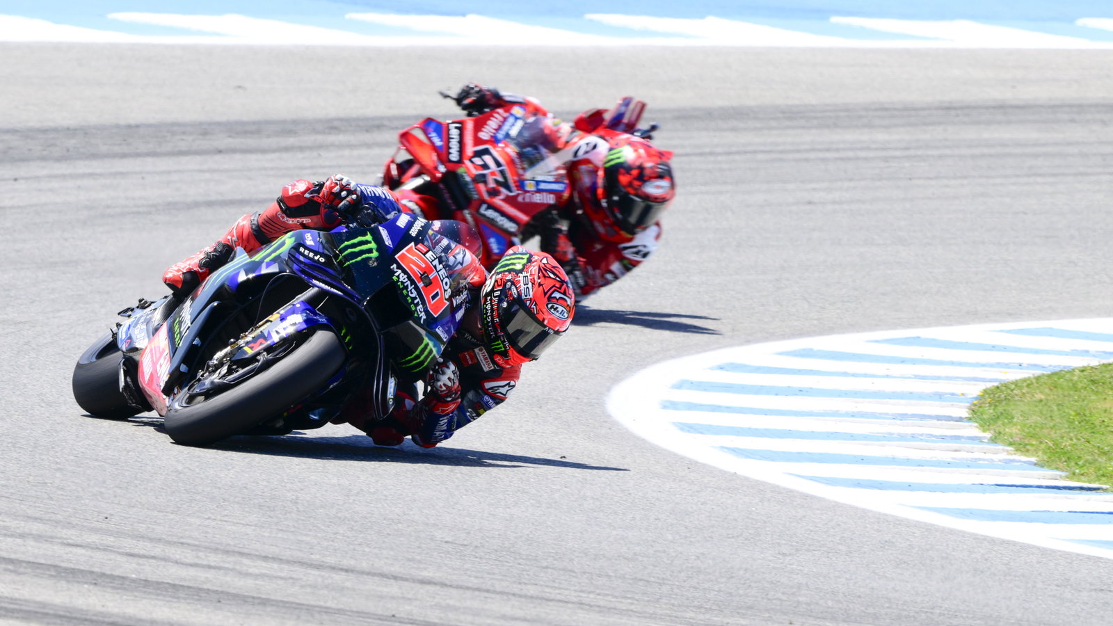 Fabio Quartararo leads Francesco Bagnaia, 2025 MotoGP Spanish Grand Prix. Credit: Gold and Goose.