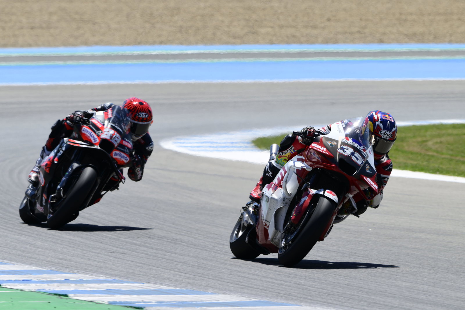 Somkiat Chantra, Lorenzo Savadori, 2025 MotoGP Spanish Grand Prix. Credit: Gold and Goose.