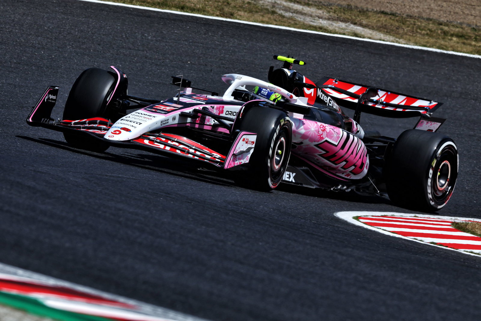 Ollie Bearman starred in qualifying for Haas