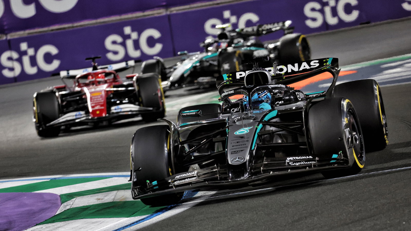 Mercedes' race pace vanished in Jeddah