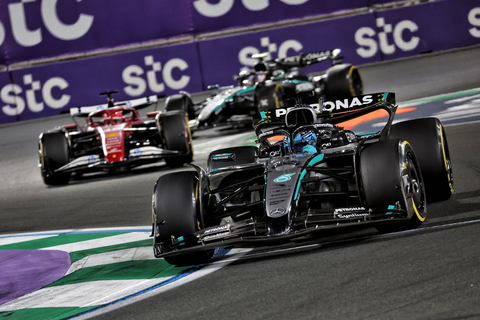 Mercedes' race pace vanished in Jeddah