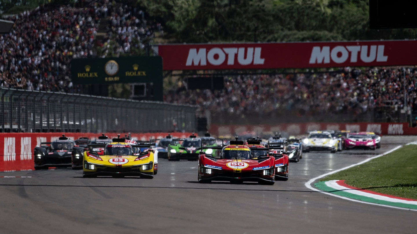 Imola WEC race start