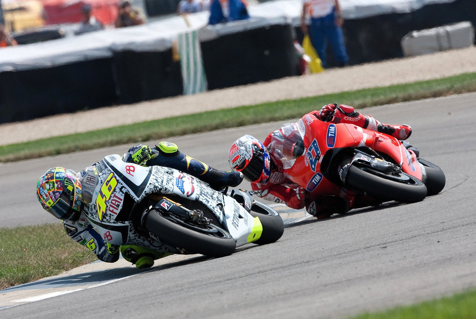 Valentino Rossi, Casey Stoner