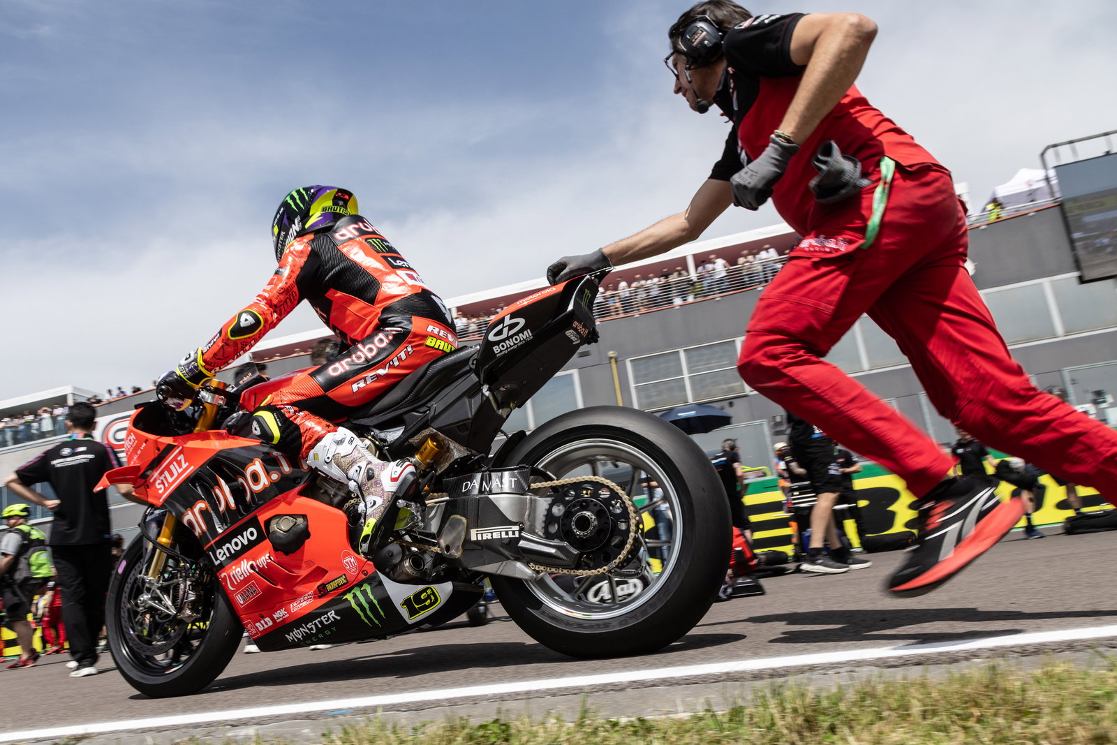 Alvaro Bautista, 2025 Italian WorldSBK, grid. Credit: Gold and Goose.