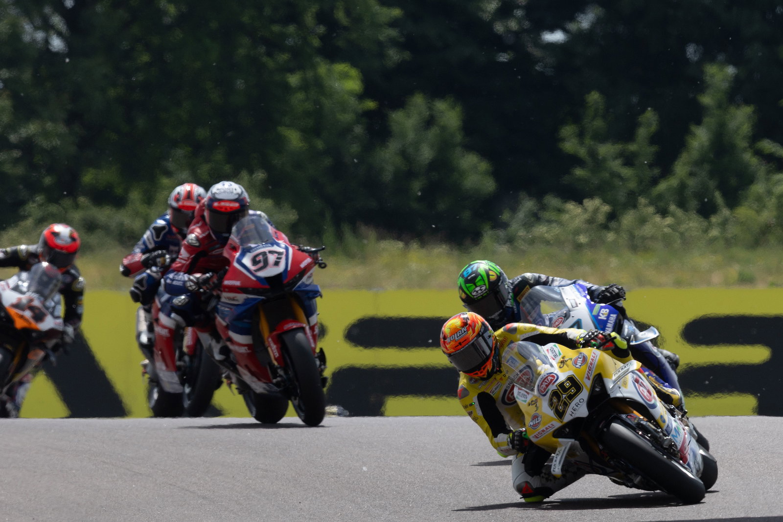 Andrea Iannone leads Remy Gardner at 2025 Italian WorldSBK. Credit: Gold and Goose.