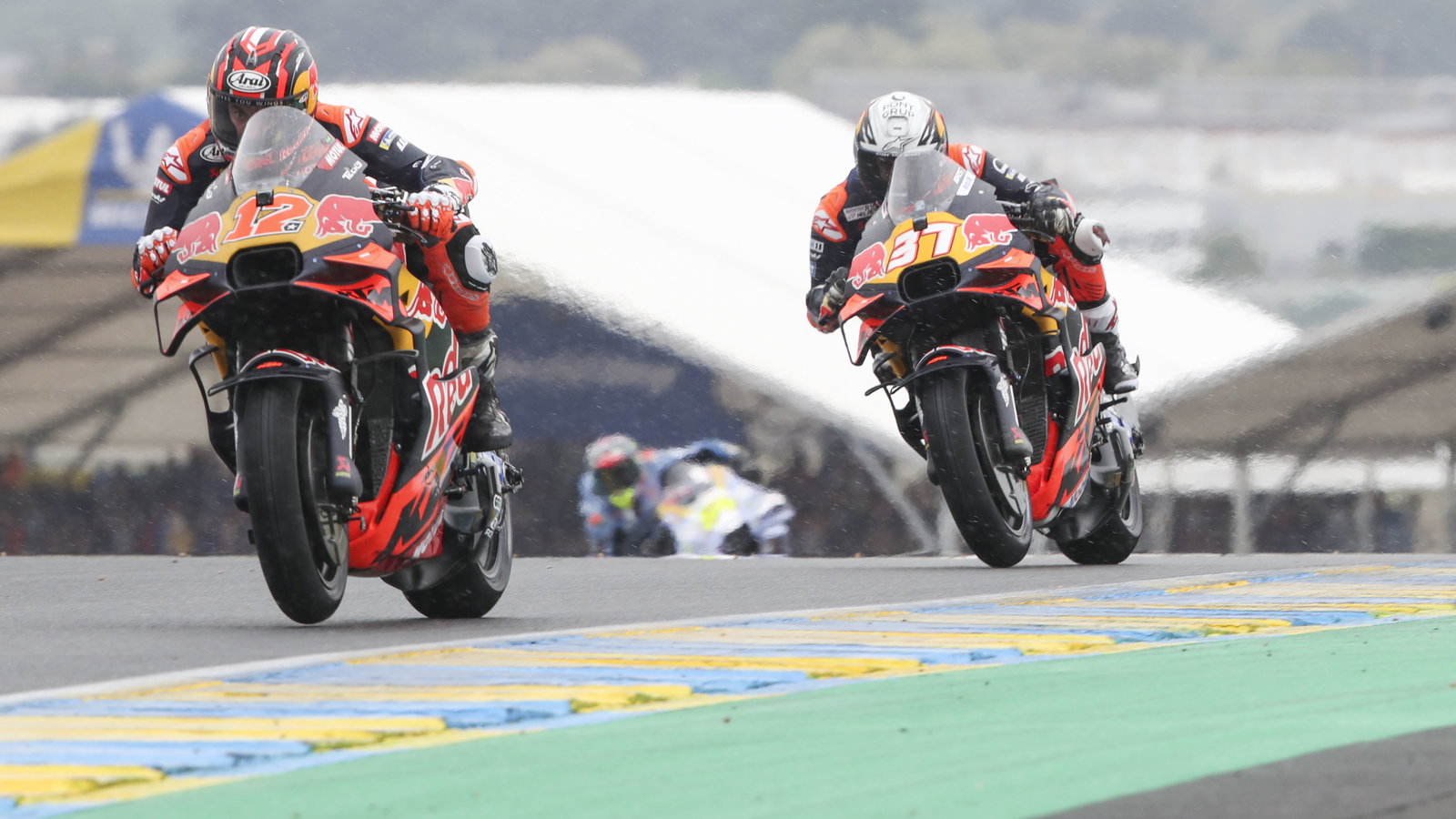 Maverick Vinales, Pedro Acosta, 2925 French MotoGP