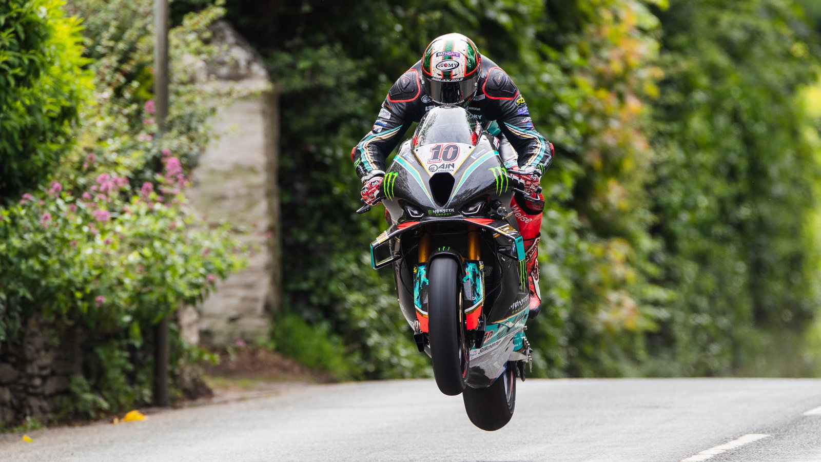 Peter Hickman, FHO Racing, 2024 Isle of Man TT