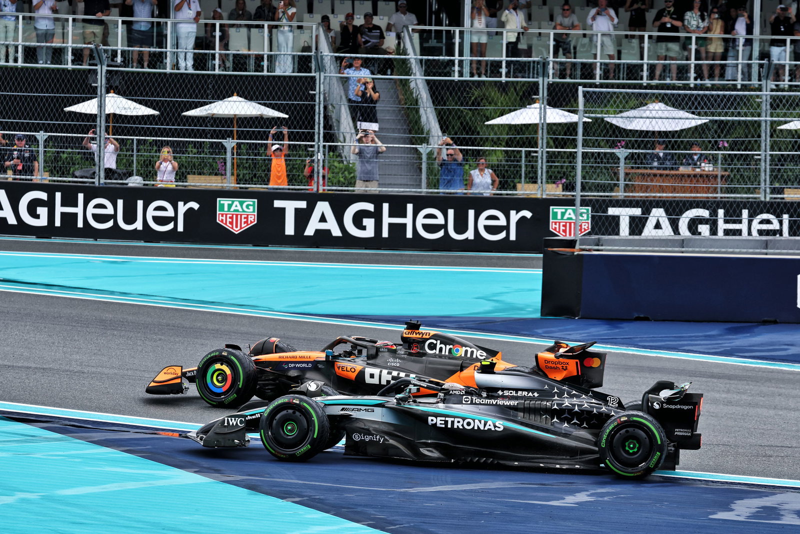 Oscar Piastri and Kimi Antonelli go wheel-to-wheel