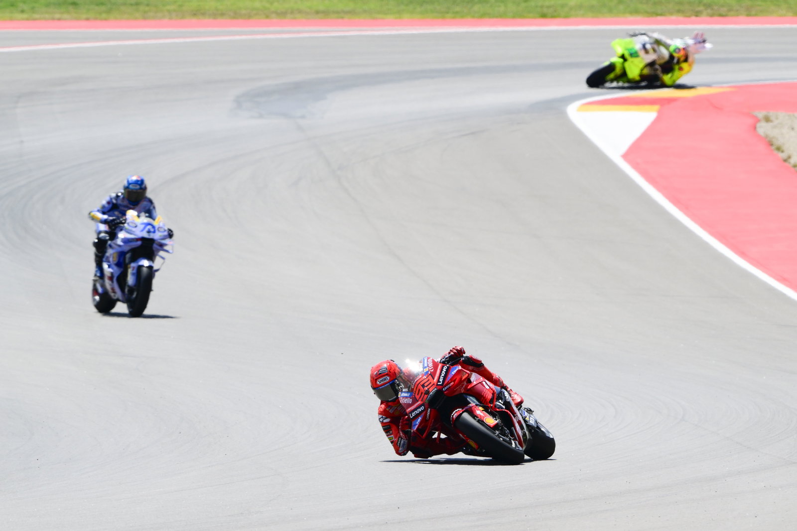 Marc Marquez leads Alex Marquez, 2025 MotoGP Aragon Grand Prix. Credit: Gold and Goose