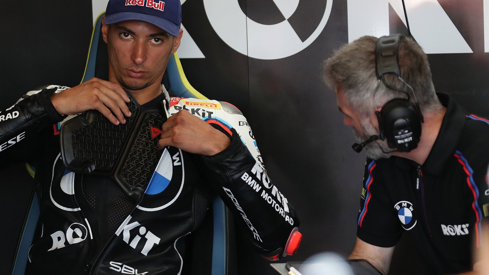 Toprak Razgatlioglu, 2025 Emilia-Romagna WorldSBK, pit box. Credit: Gold and Goose.