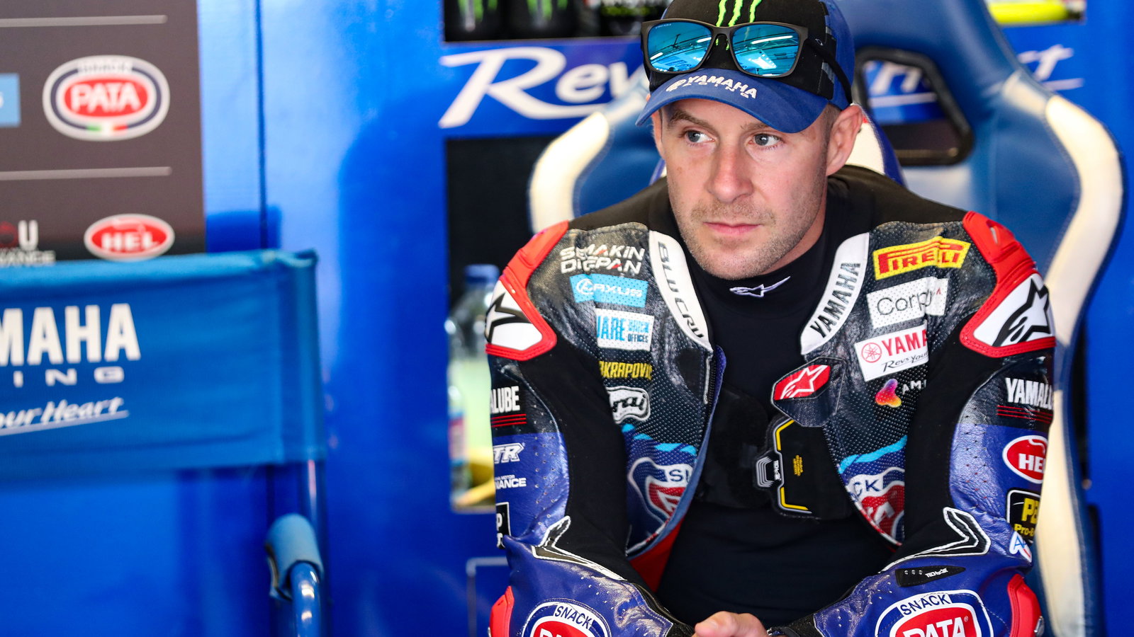 Jonathan Rea, 2025 Emilia-Romagna WorldSBK, pit box. Credit: Gold and Goose.