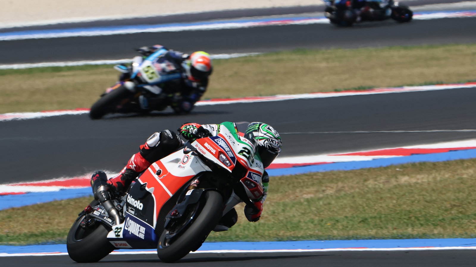 Alex Lowes, 2025 Emilia-Romagna WorldSBK. Credit: Gold and Goose