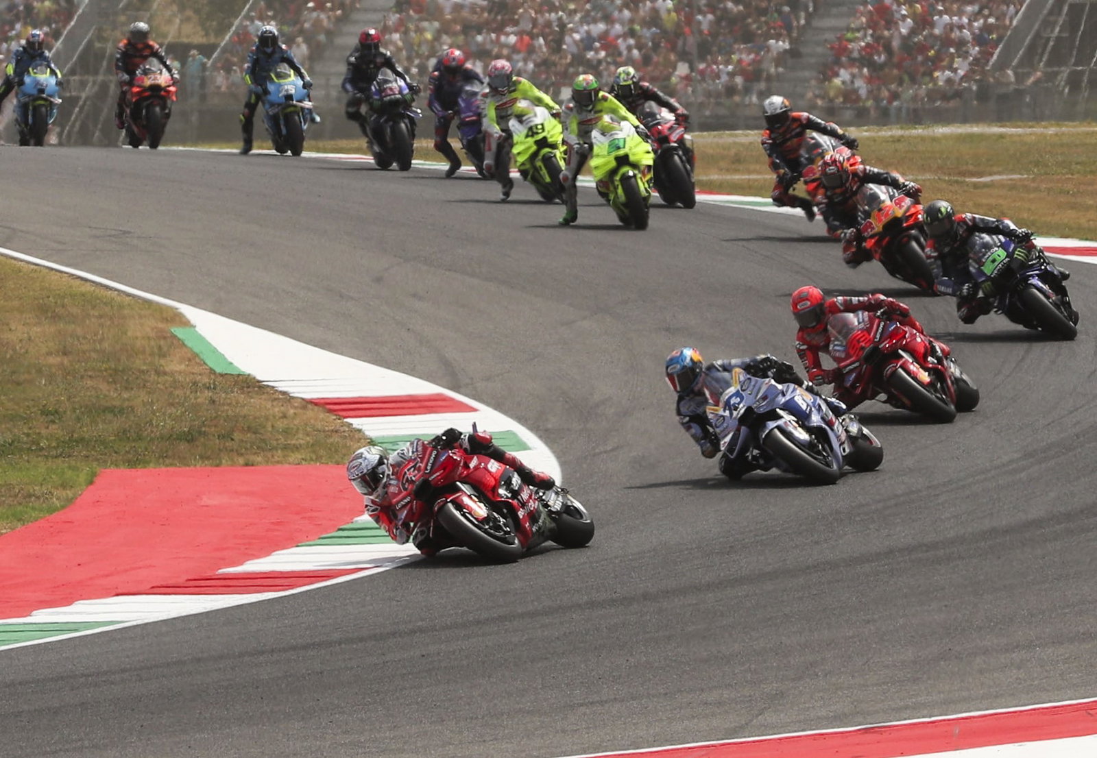 Bagnaia leads at start, 2025 Italian MotoGP Sprint