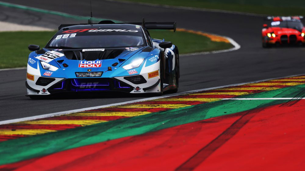 No. 63 Grasser Lamborghini: Mirko Bortolotti, Luca Engstler, Jordan Pepper