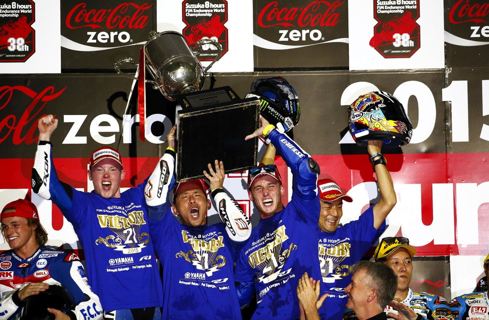 Katsuyuki Nakasuga, Pol Espargaro and Bradley Smith win 2015 Suzuka 8 Hours
