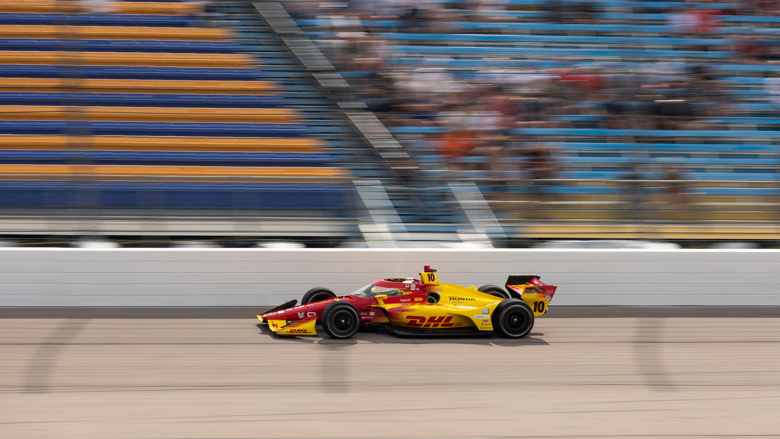 Alex Palou will start on pole for the 2025 Farm to Finish 275.